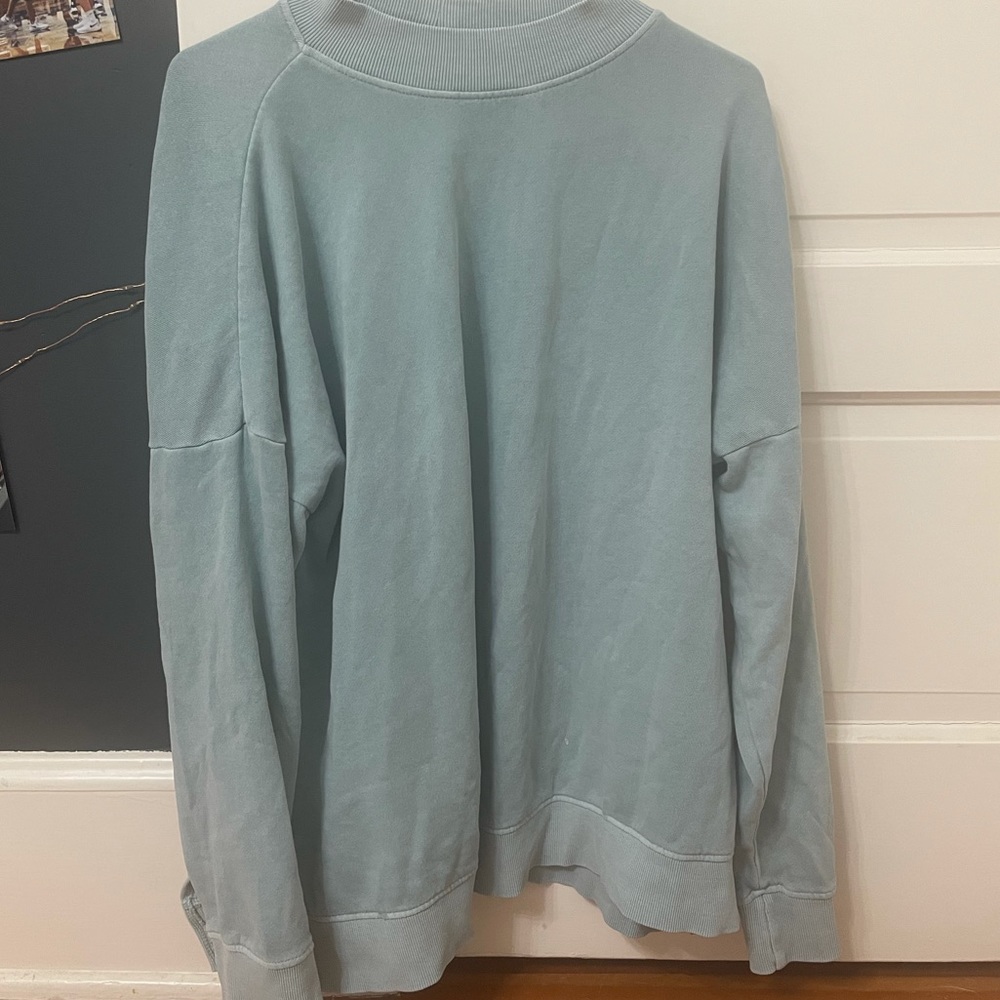 Light Green Dip Sweatshirt Size Large